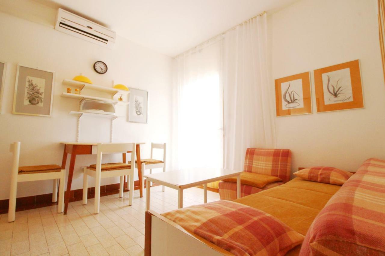 Apartment Dada Petrcane Esterno foto