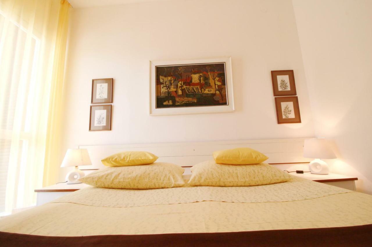 Apartment Dada Petrcane Esterno foto